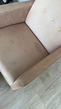 So sah der Stuhl im 2 Zimmer aus der angeblich sauber sein sollte