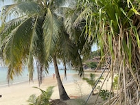 Plage privĂ©e de lâhotel