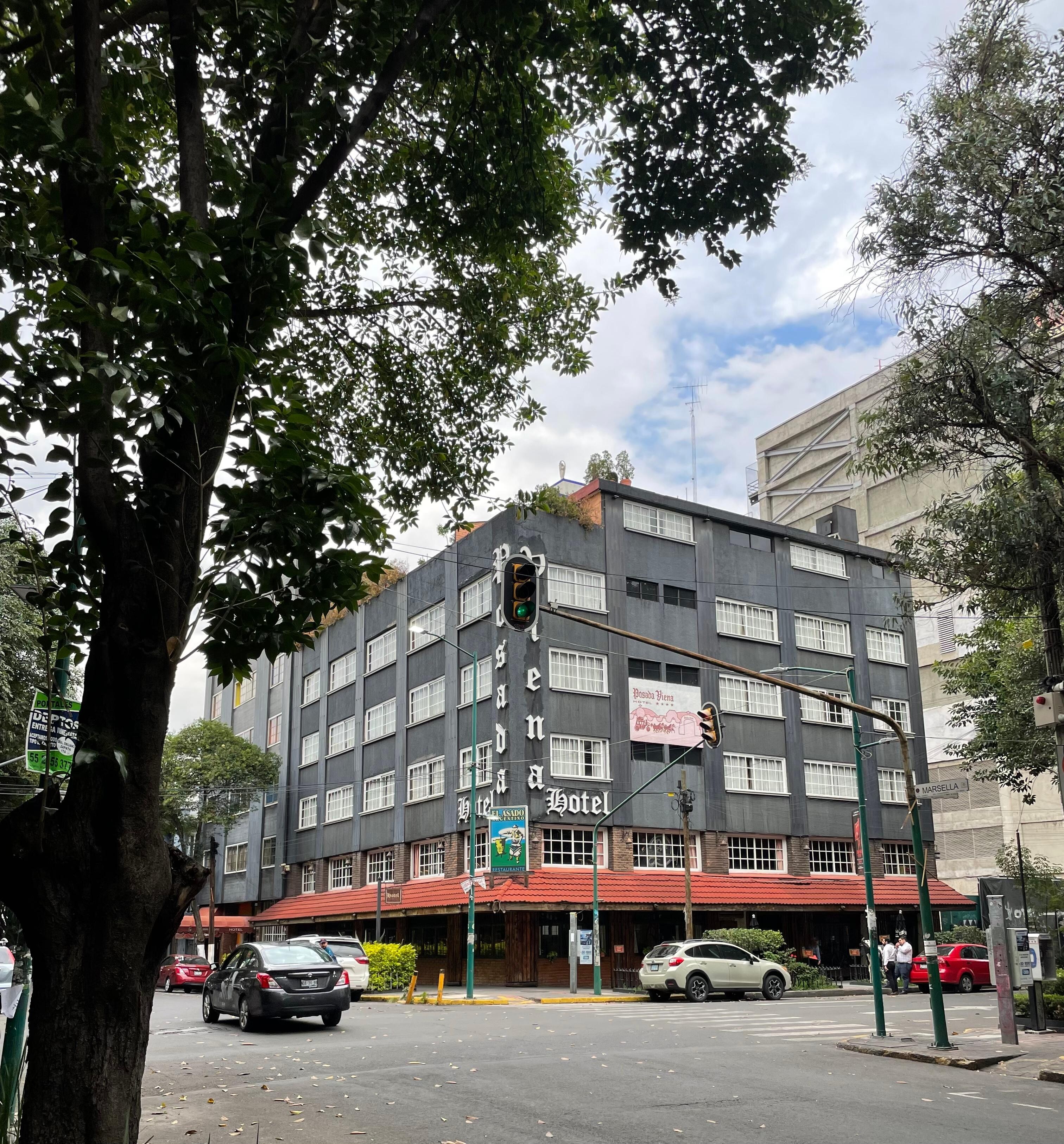 Hotel exterior: “Paint ii Black (or grey?)”