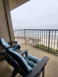 Comfy.and private balcony.