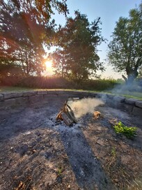 Abends Stockbrot und Marshmallows gemacht