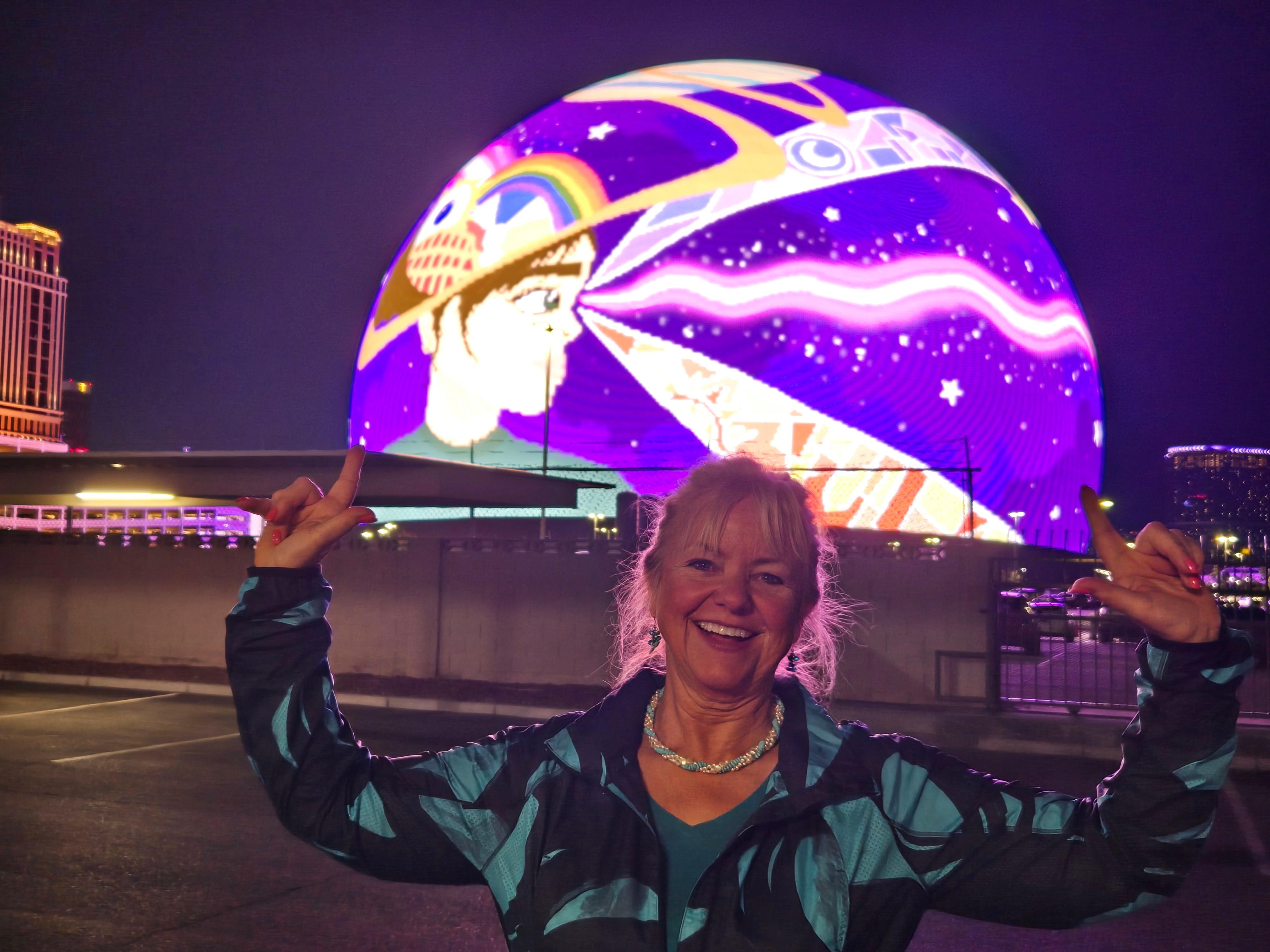 Look what we seen in our " back yard"... lol!!