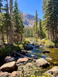 Entrance to the park is 10 minutes from the front door.