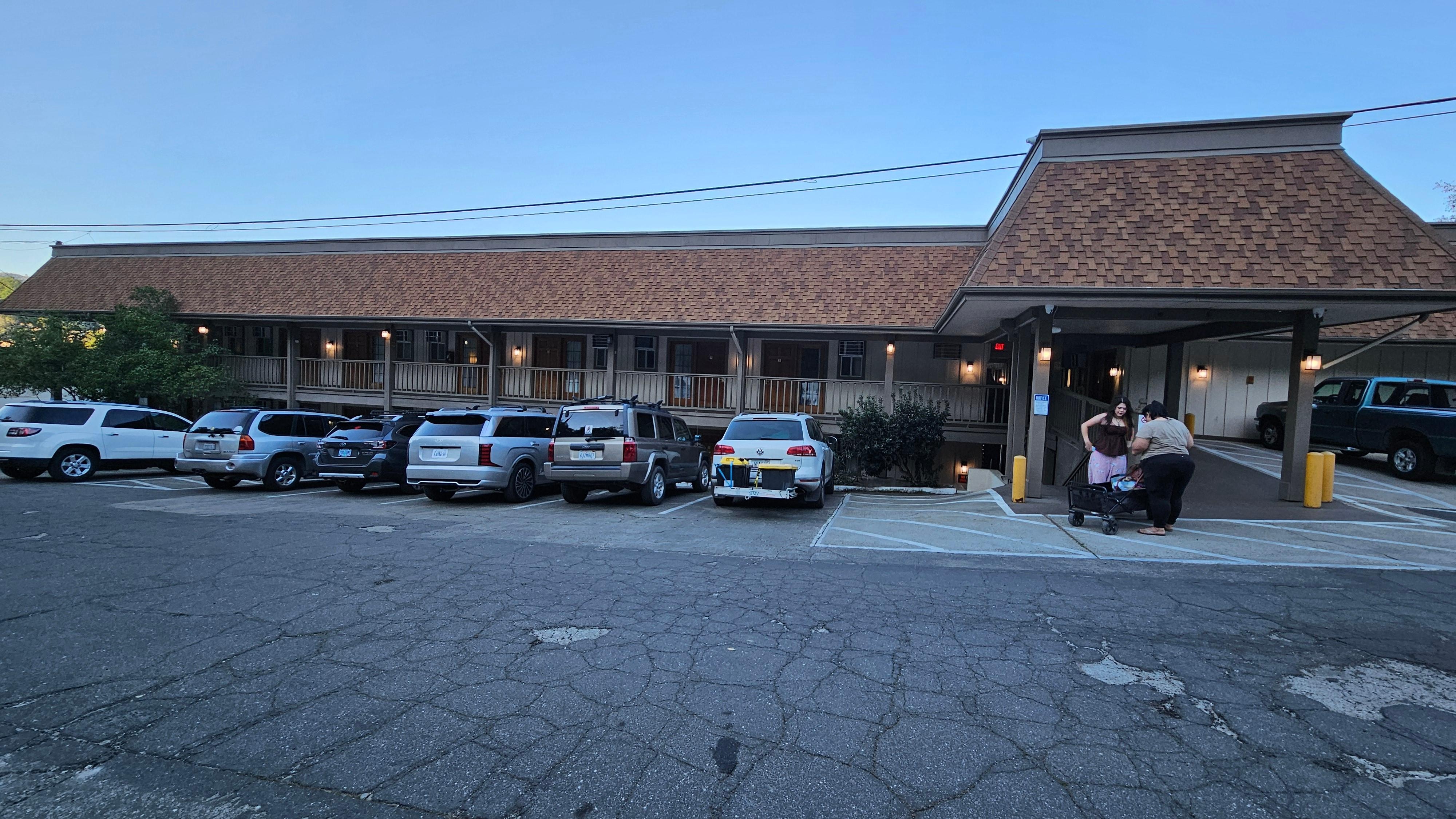 Back parking and rooms were quiet.