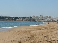 Walking distance to Praia Grande de Pera (big beach) and endless shops and restaurants.