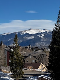 Overlooking the bowl of Silverthorne