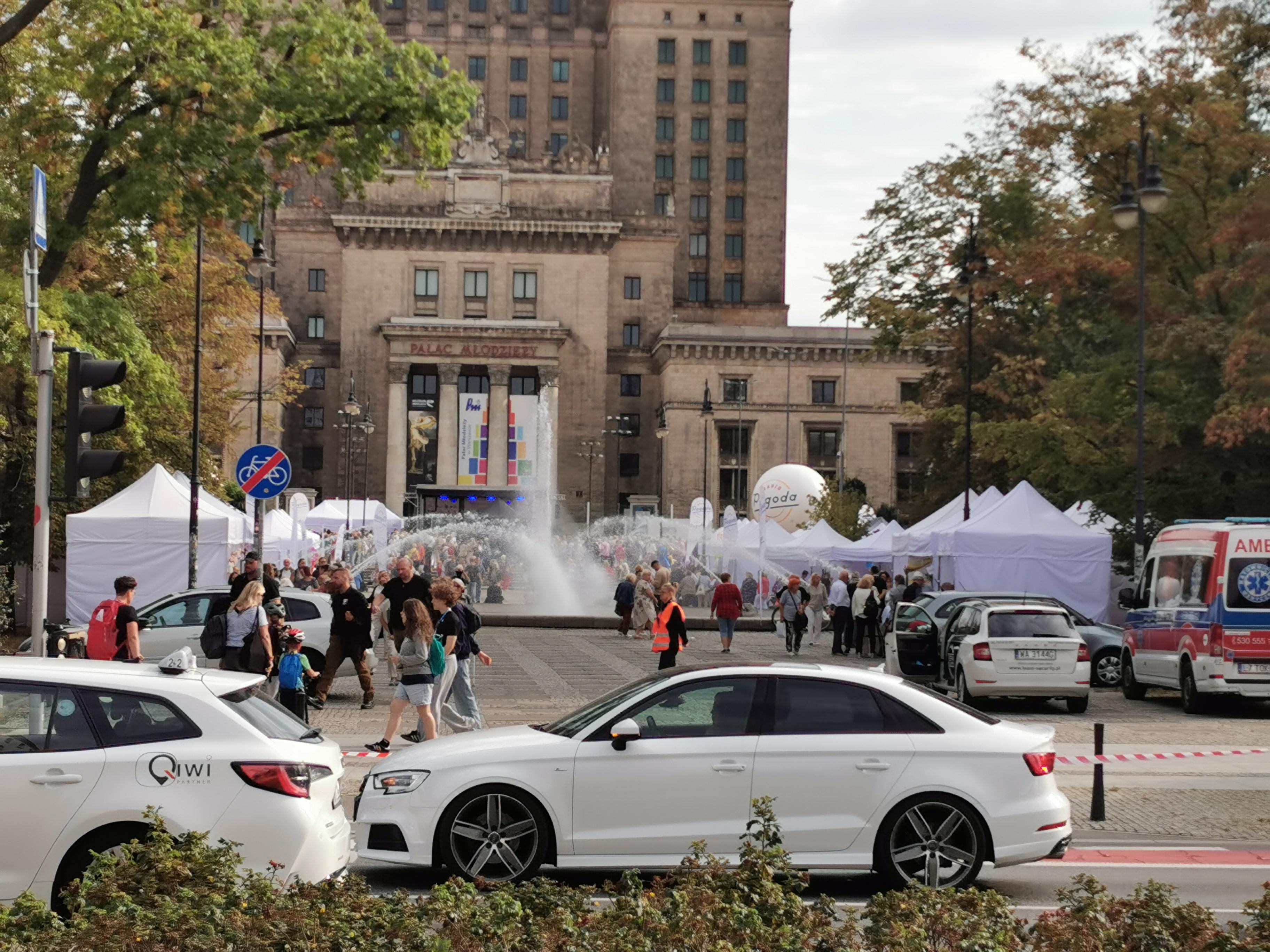 2 minutes to Warsaw’s most famous building