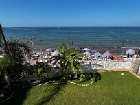 Strand direkt vom Haus zu erreichen