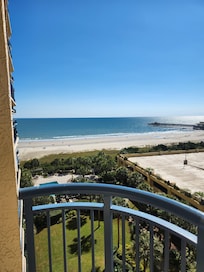 love hearing the waves