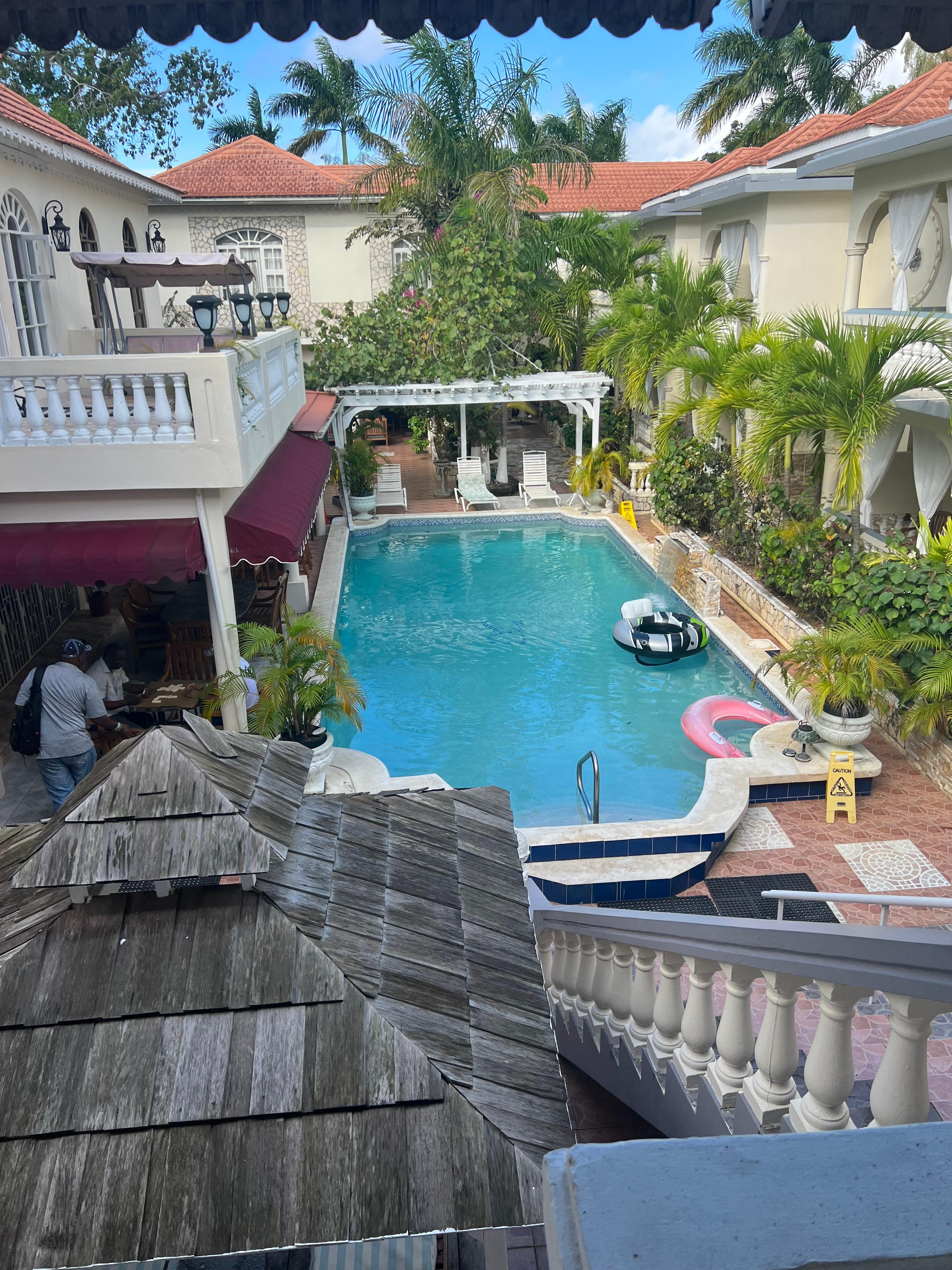 Restaurant overlooking the pool 