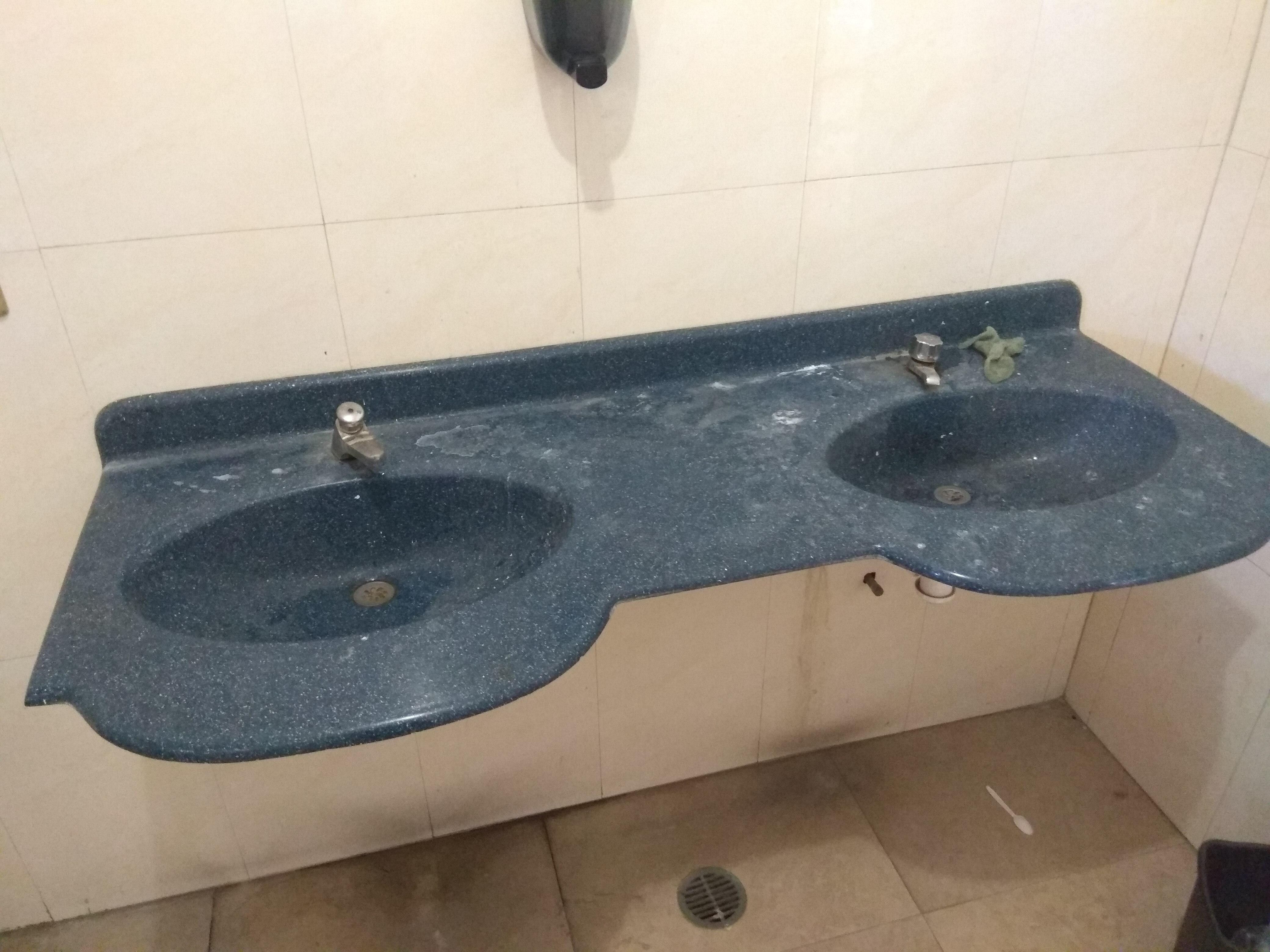 wc by the poil