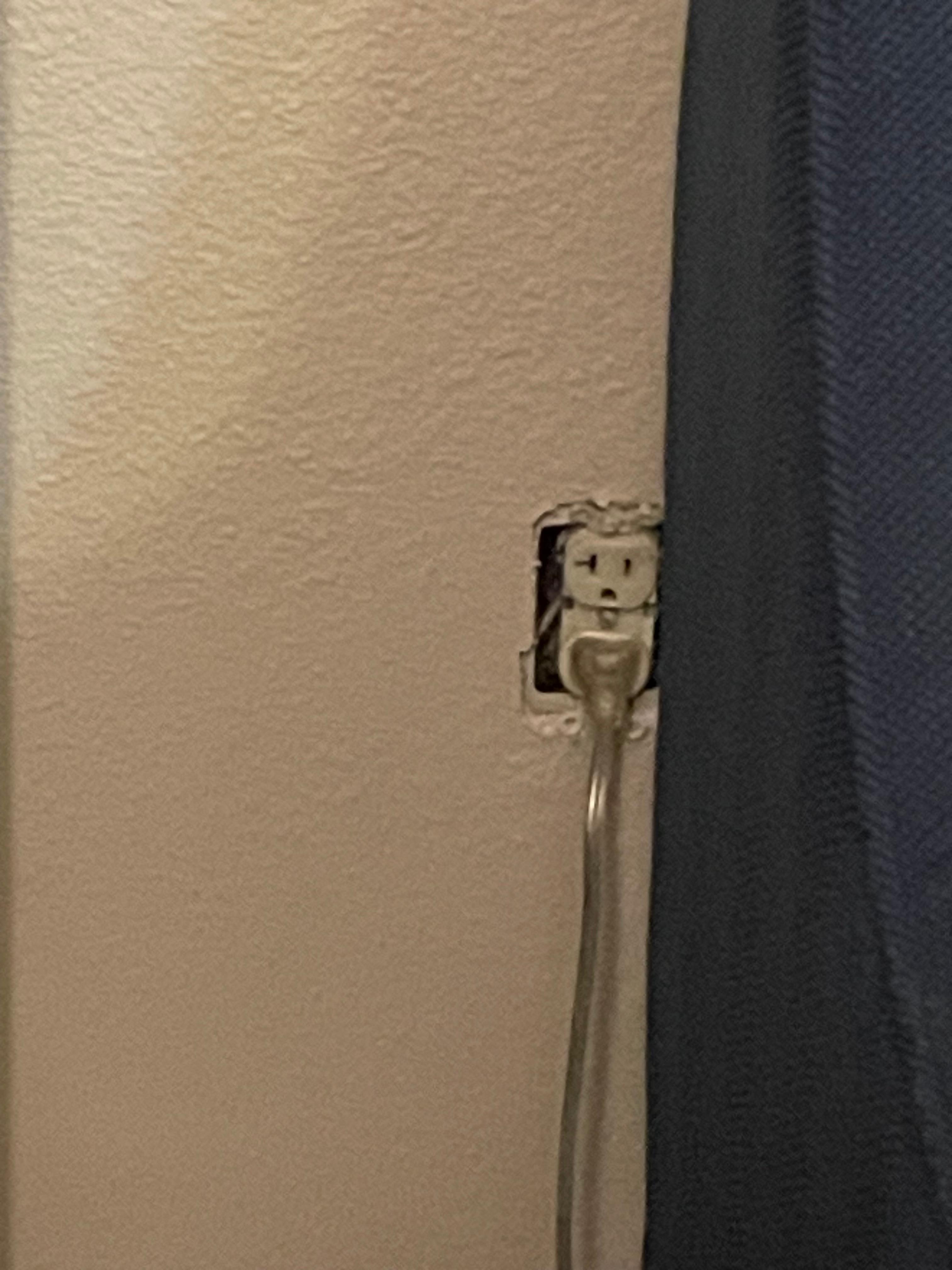 Outlets with no covers