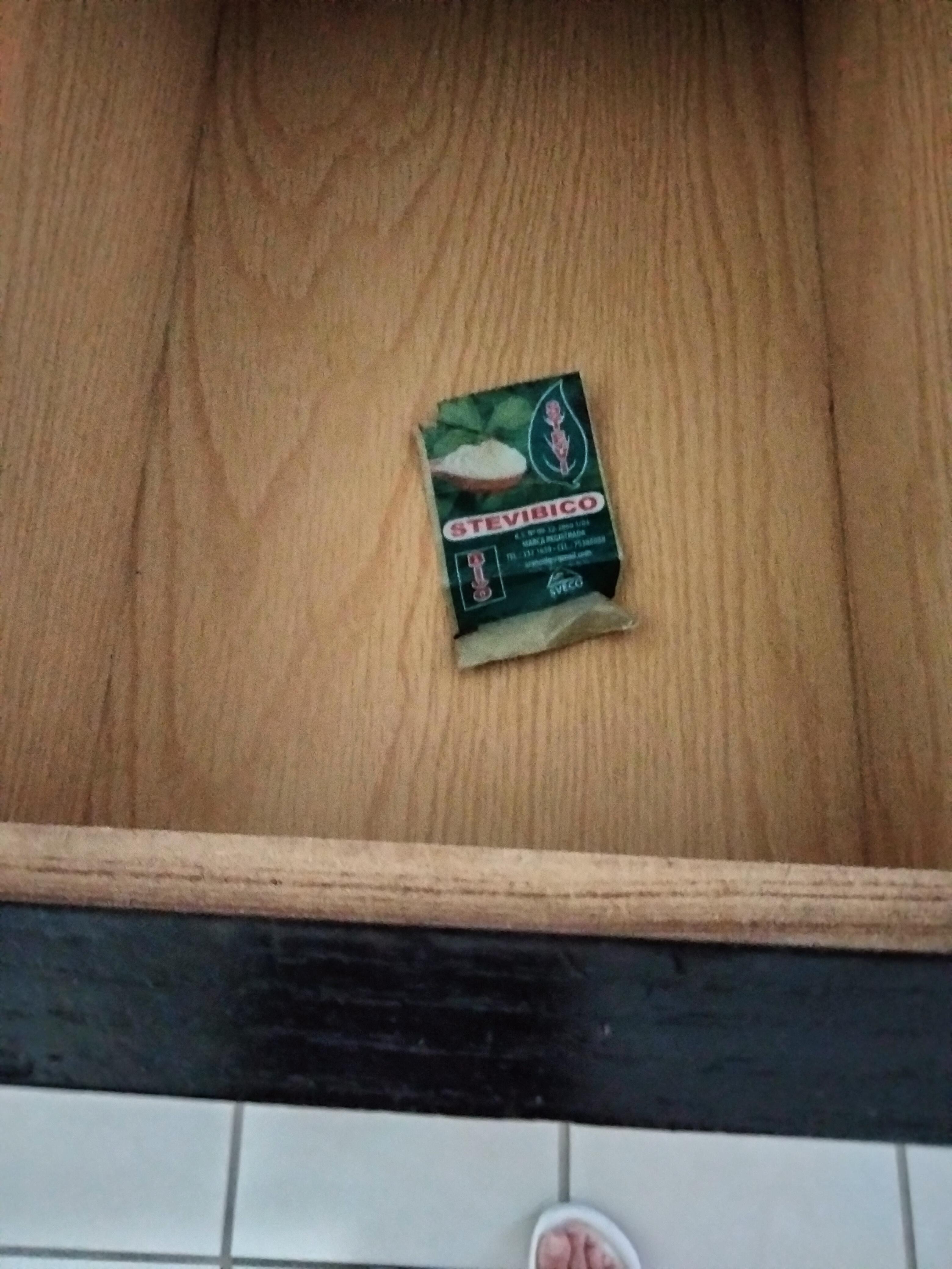 Déchet laissé dans un tiroir !