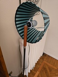 Living room lamp. Why wouldn't the house keeper do something with this before we arrived. I texted the host but there was no result.