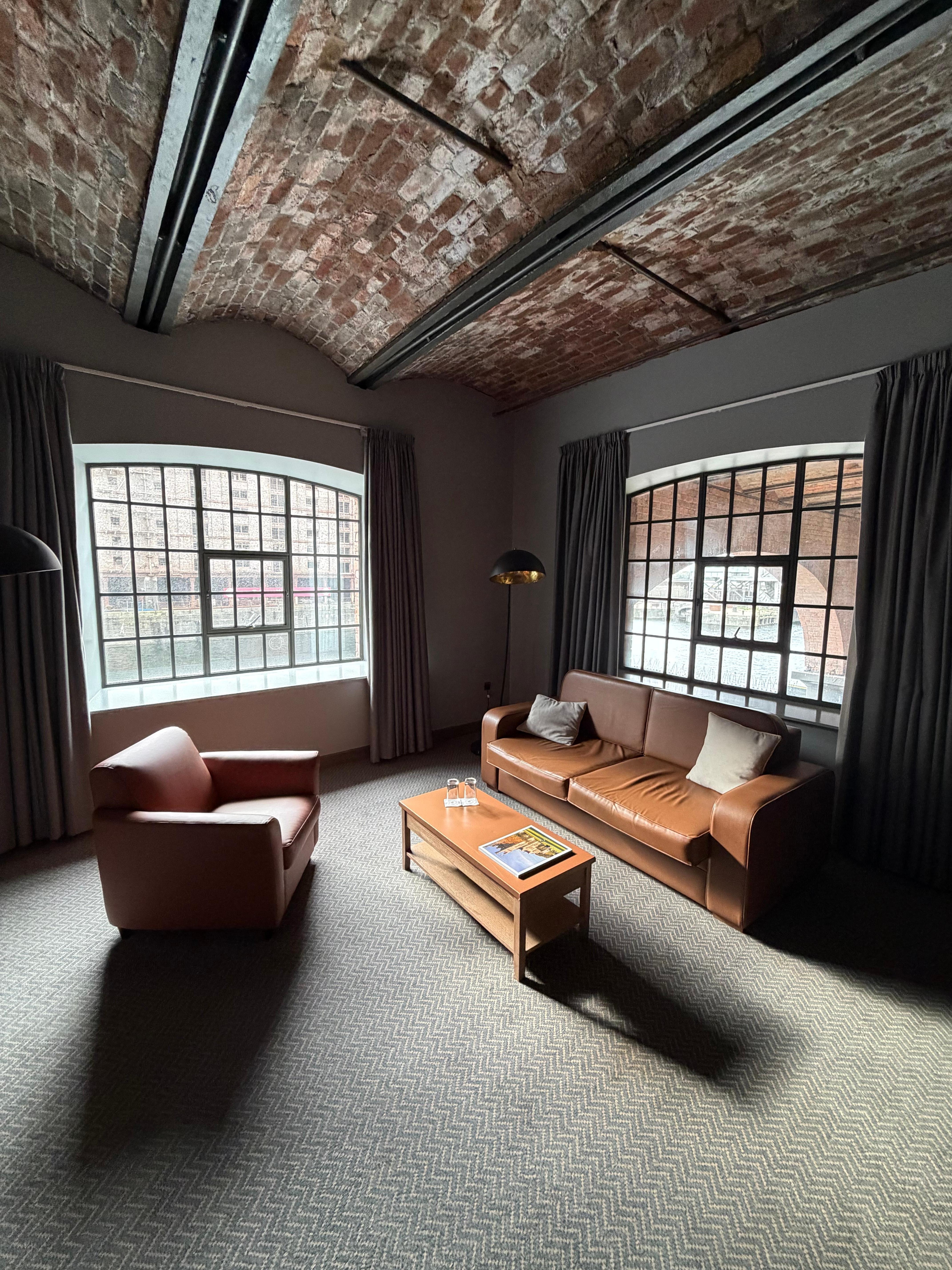 Superior room with dockside view. 