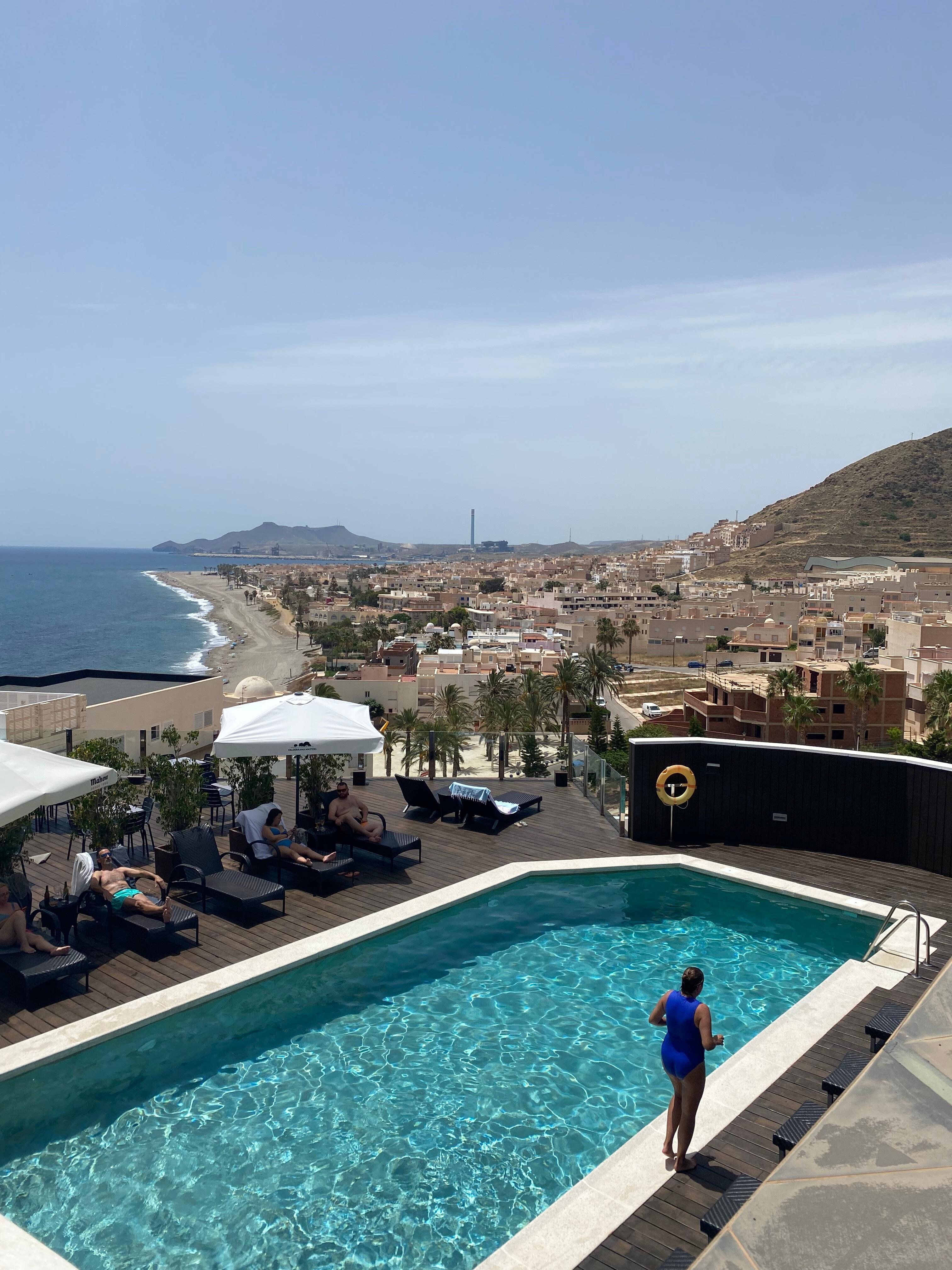 Piscina vista desde la habitación 