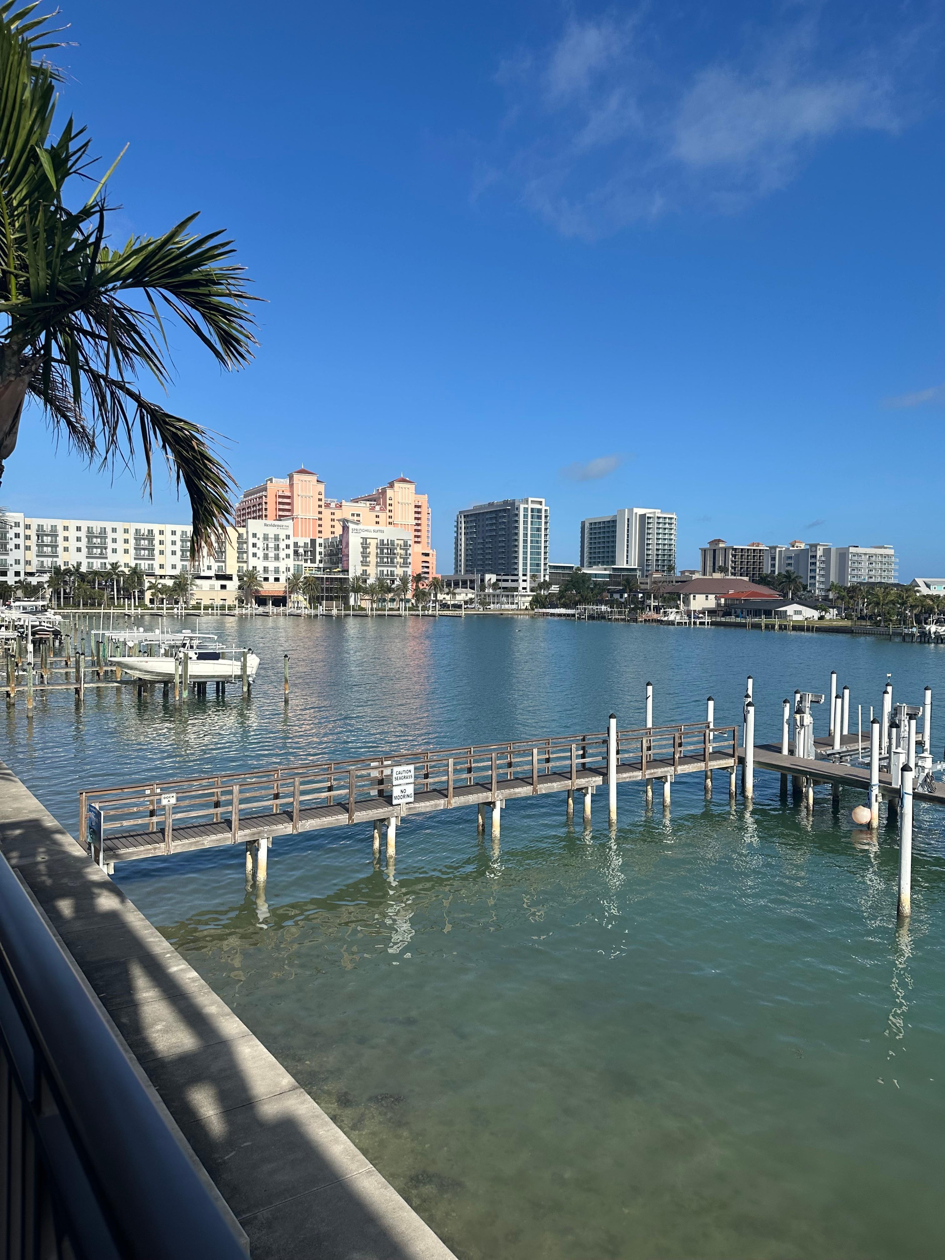Living room terrace towards beach