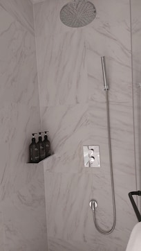 Dusche