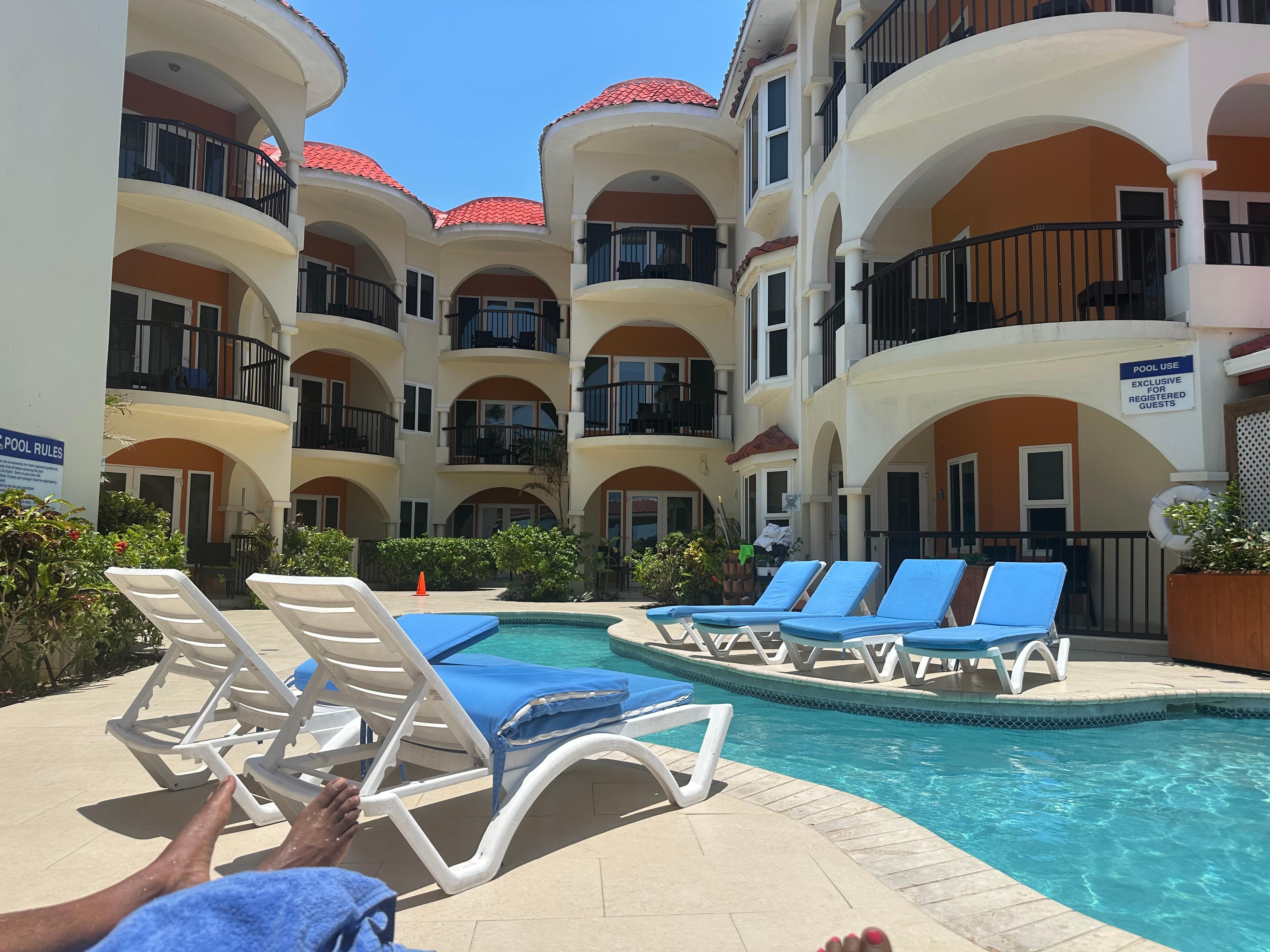 SunBreeze Suites