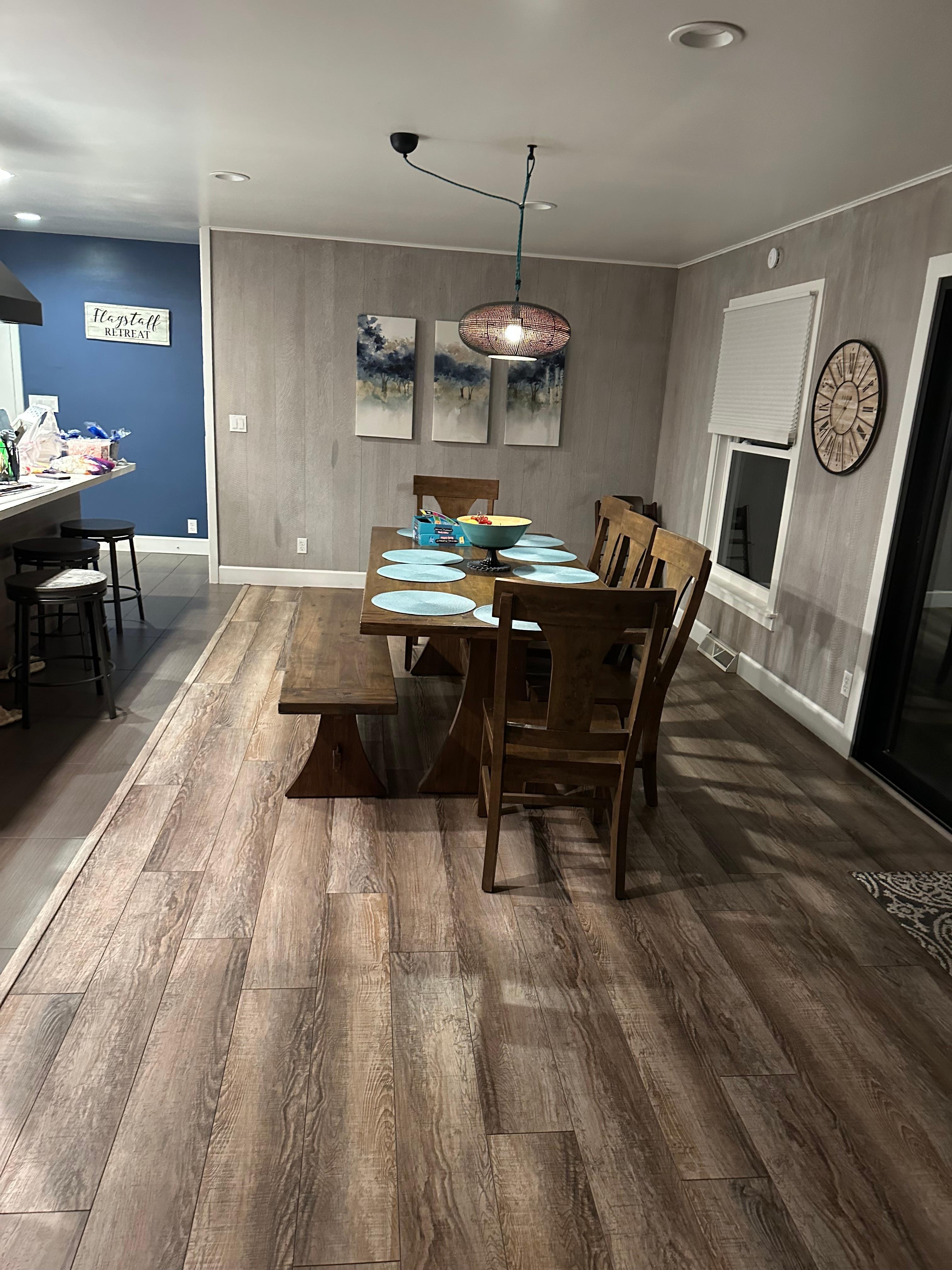 Additional areas to eat (kitchen table or by the long kitchen island).