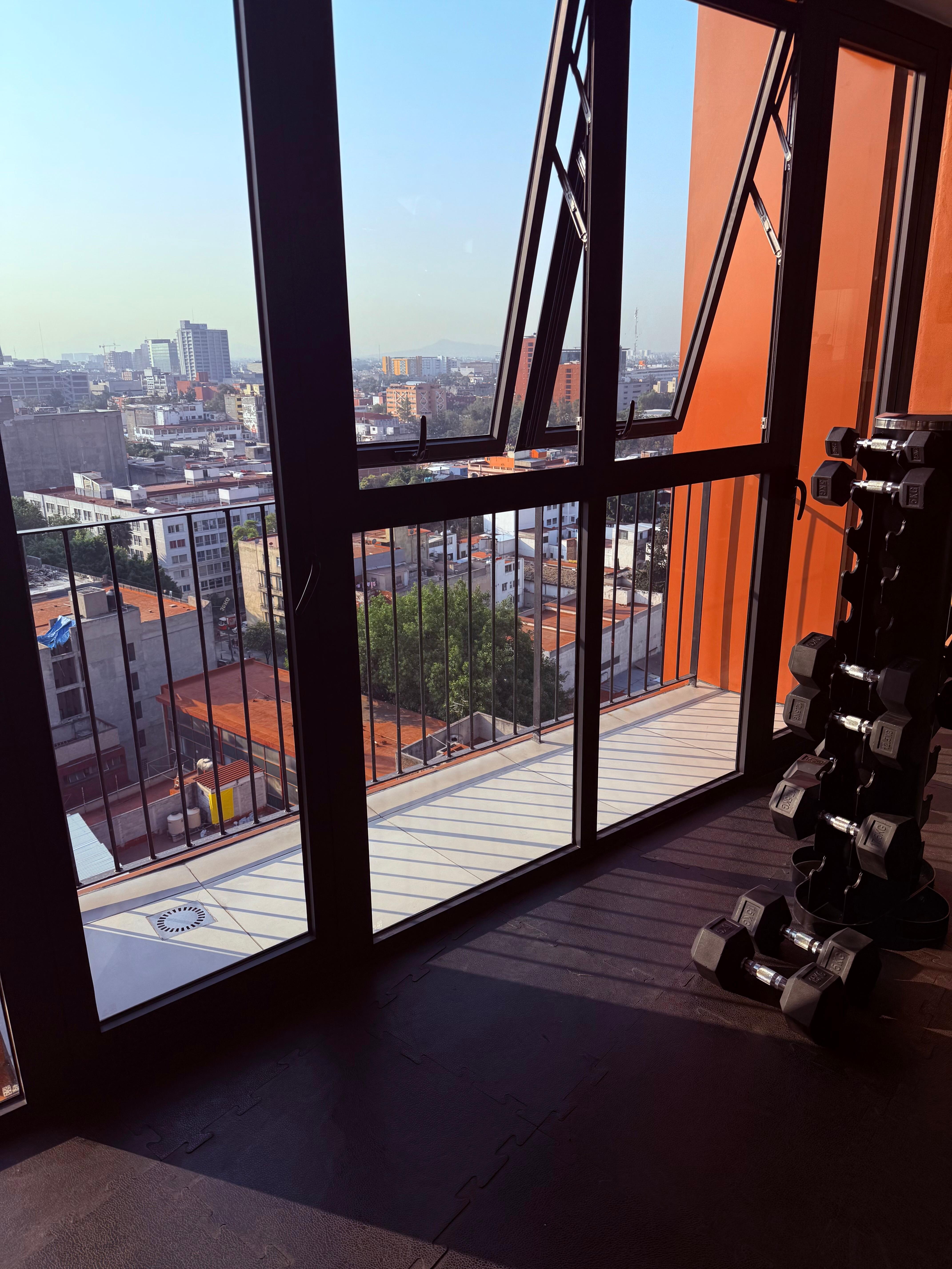Just a simple small gym area. If you used to lifting heavy this ain’t it lol. But still nice 
