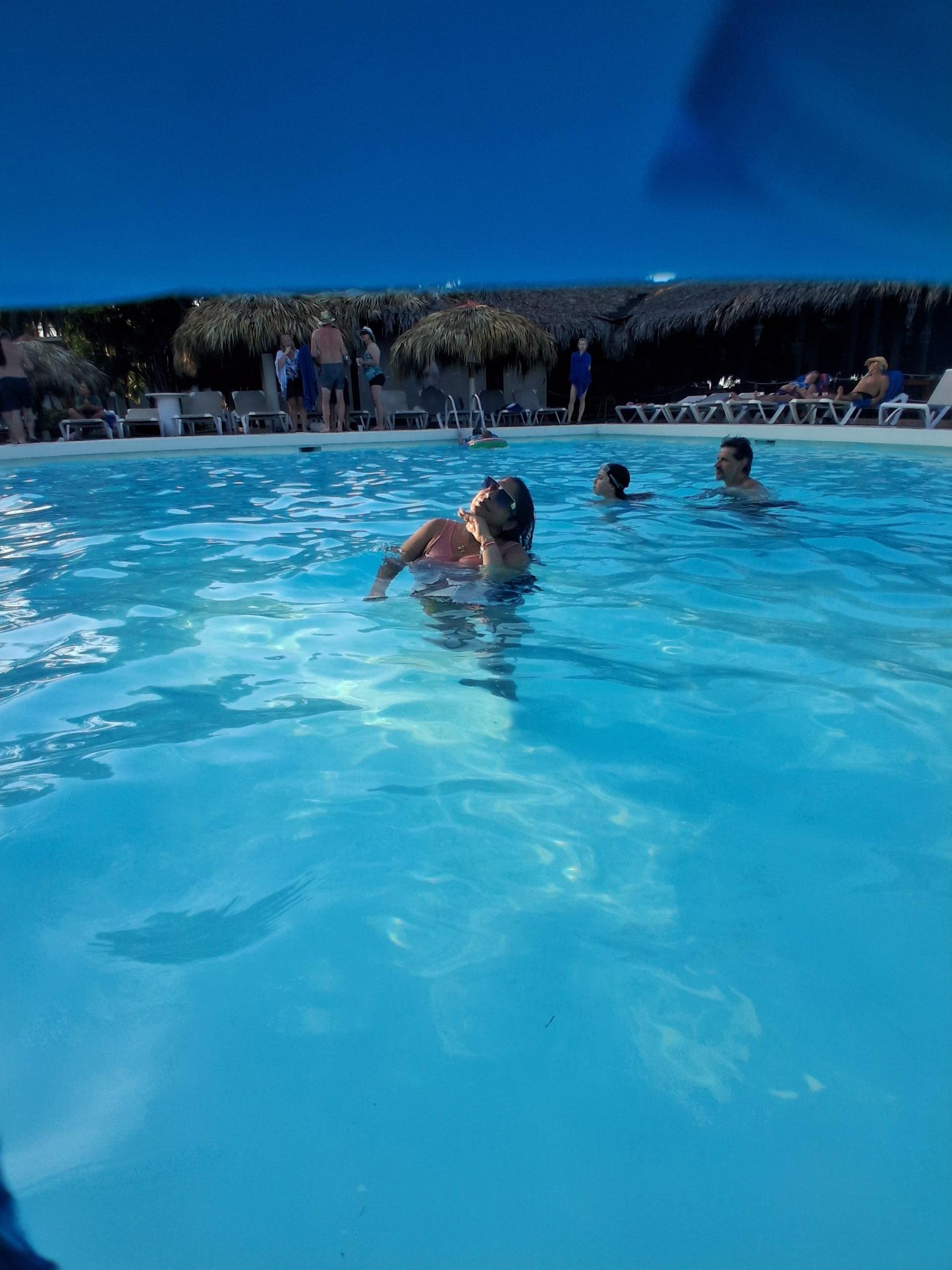 Buena piscina