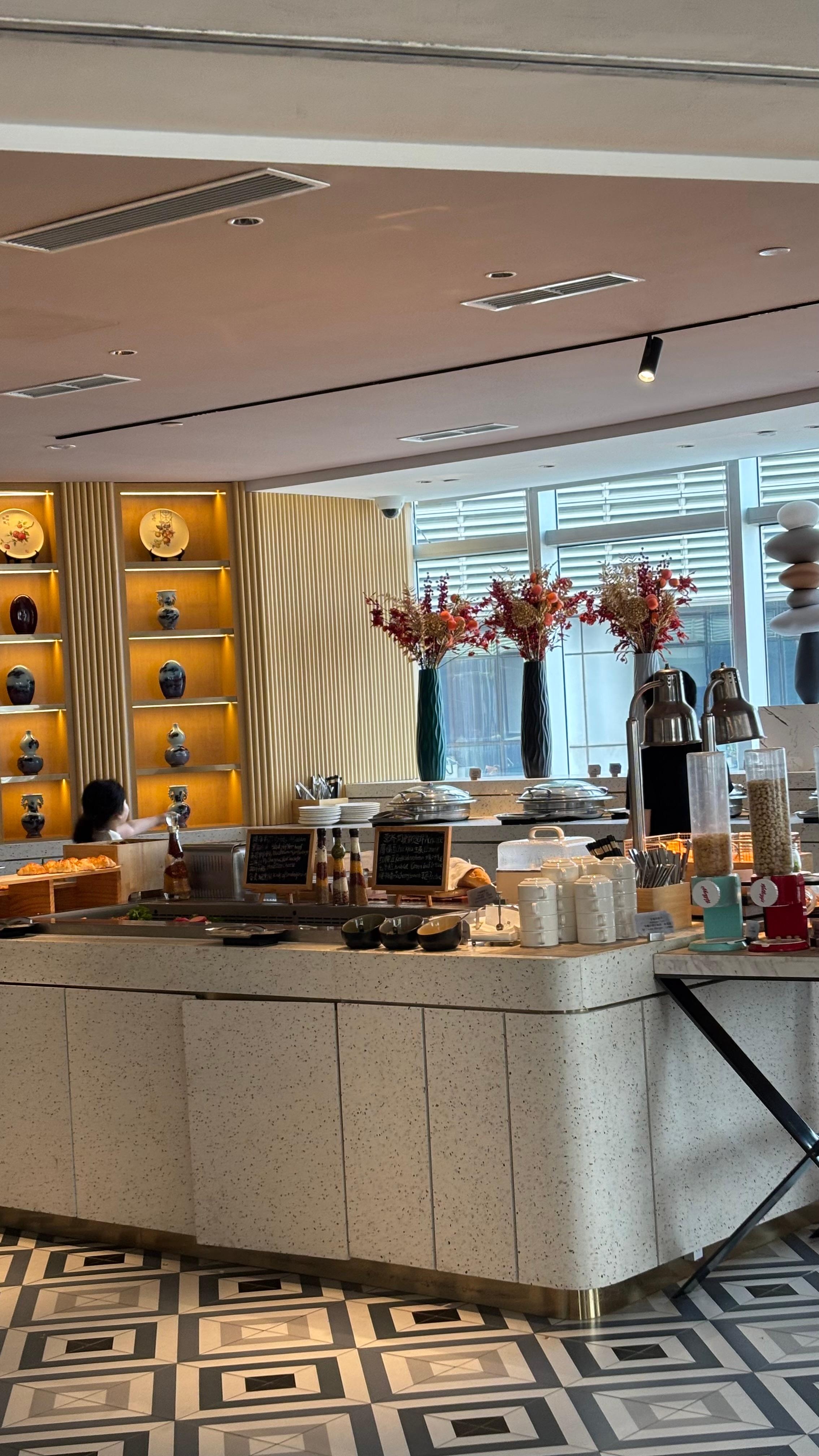 Buffet de petit déjeuner 