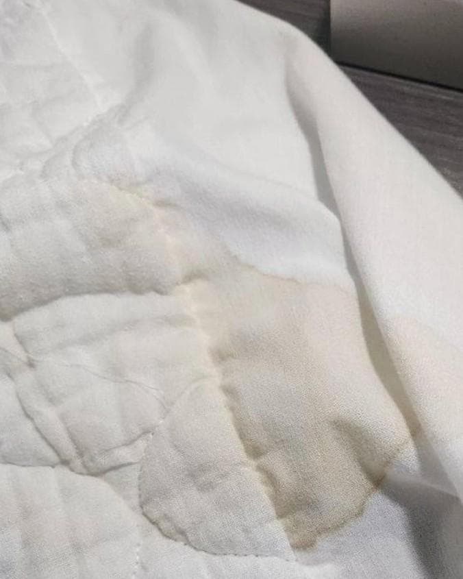 I payed for a clean room this was dirty 