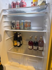Stocked fridge, all non alcohol is included