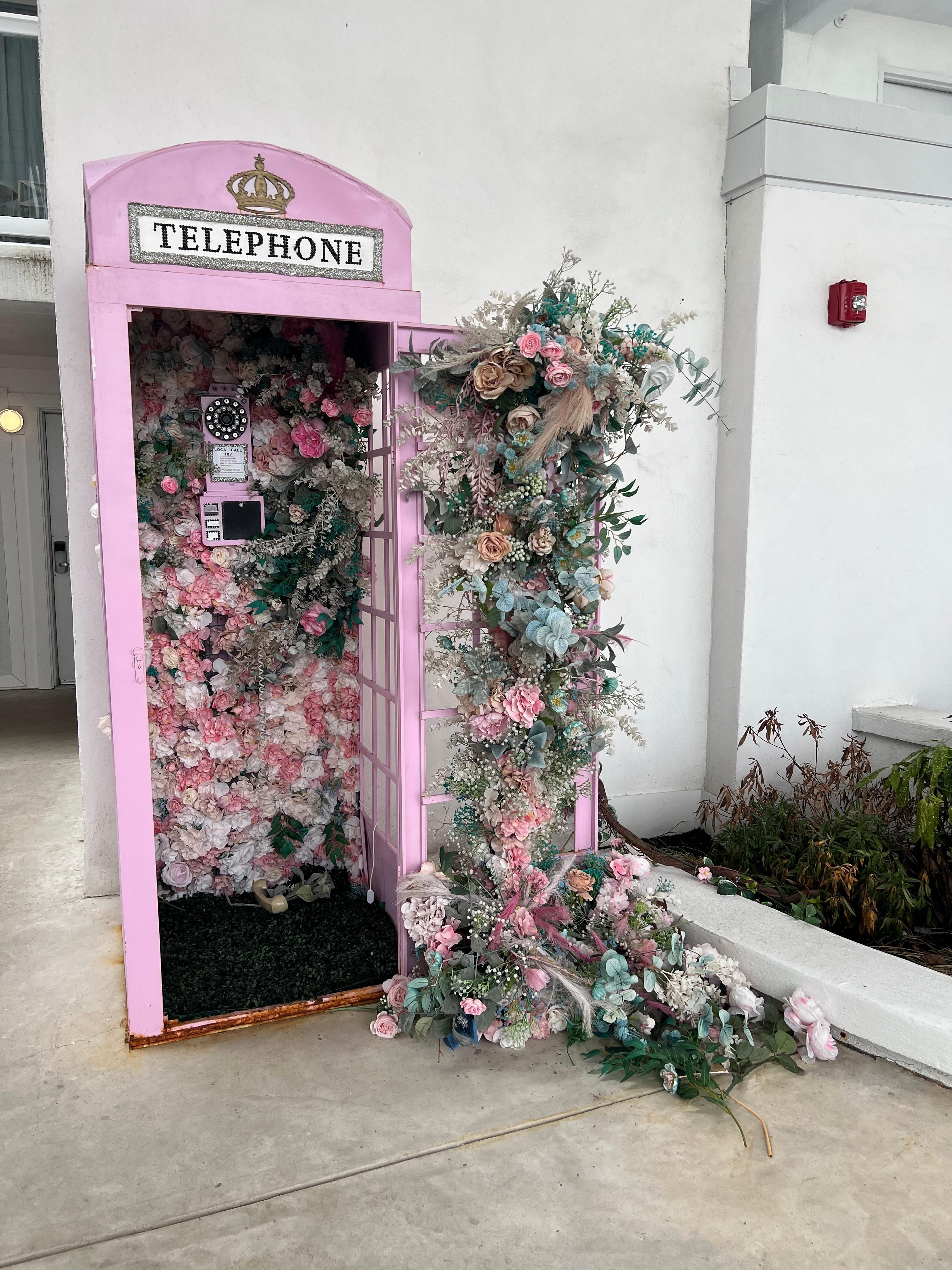 Beautiful entrance to lobby