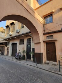 Side view of Riad