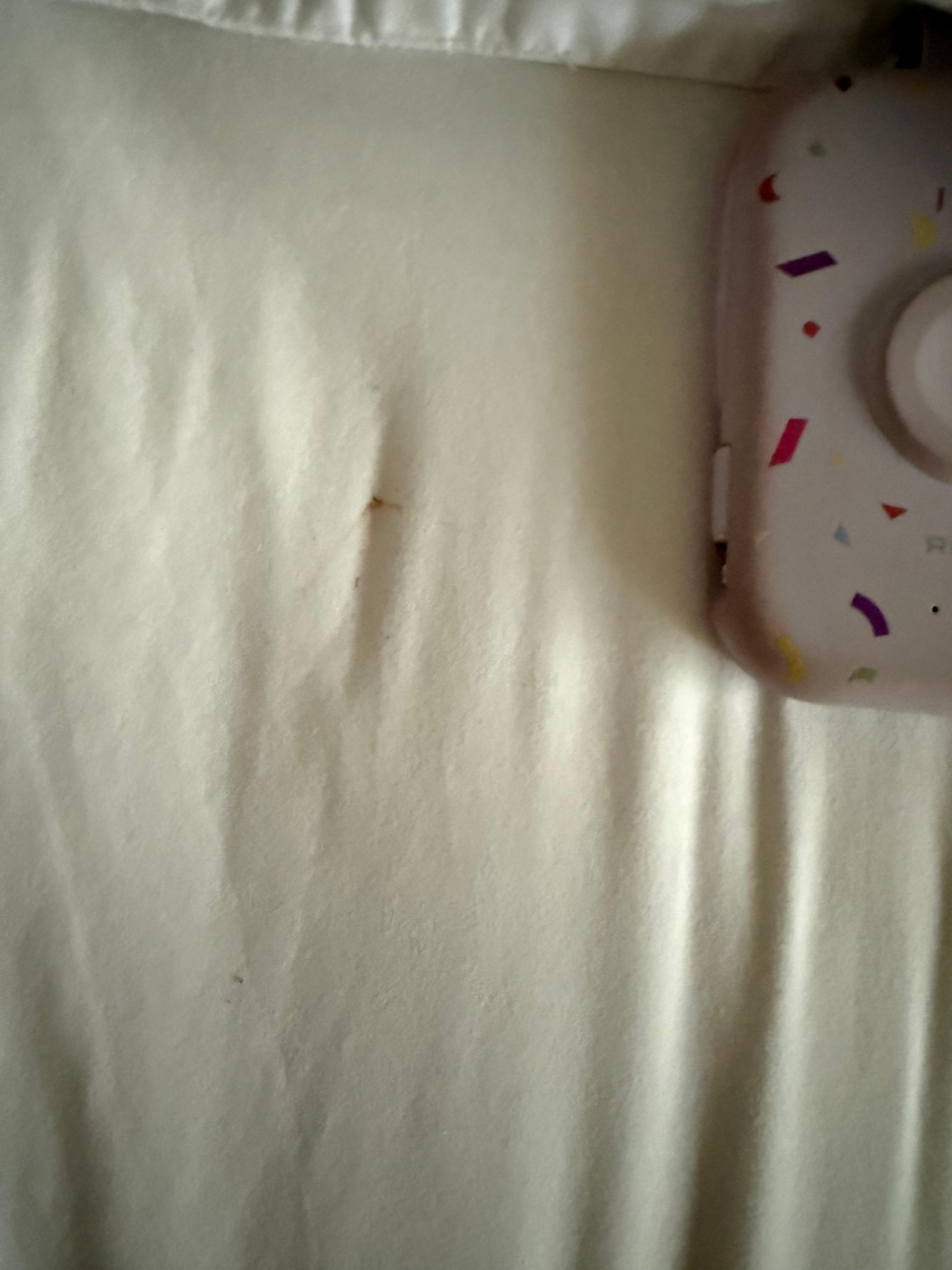 Dirt spots on sheets