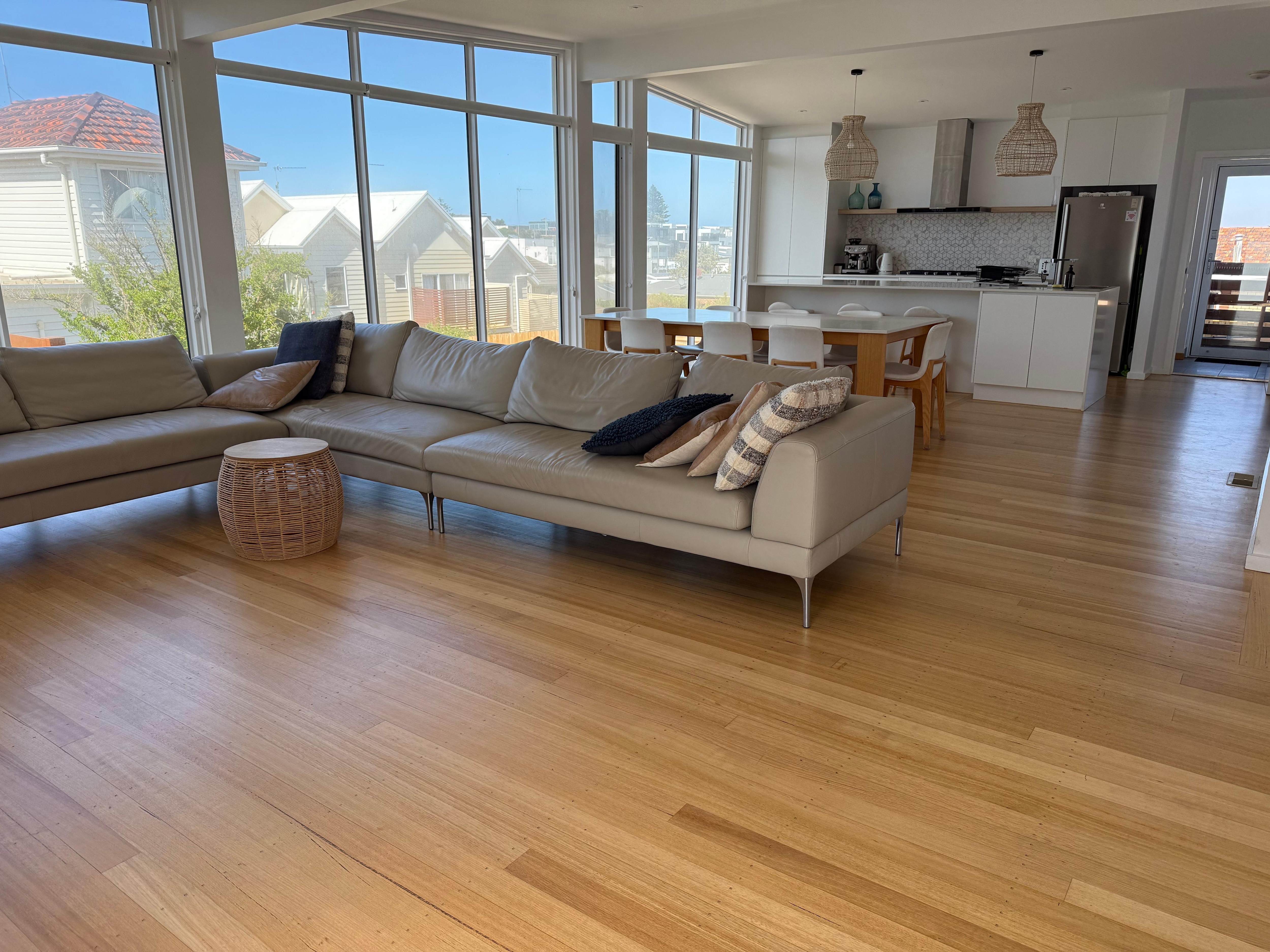 Beautiful bright living area with a great view to the ocean. 