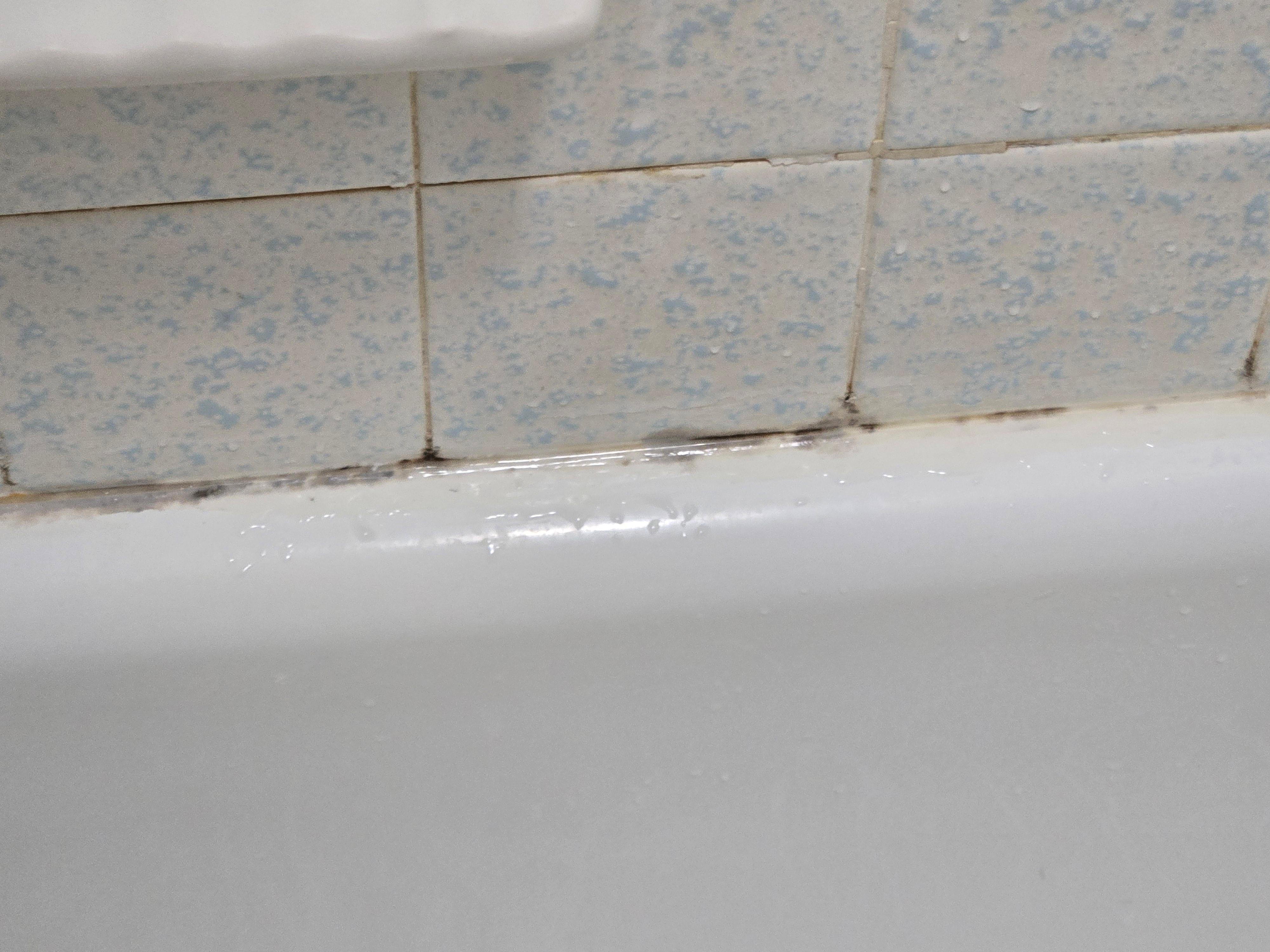 Shower stall tile 2