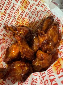 Best chicken wings mad chicken