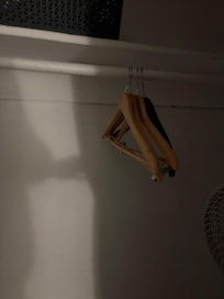 ONLY 4 HANGERS (NO DRESSERS)!