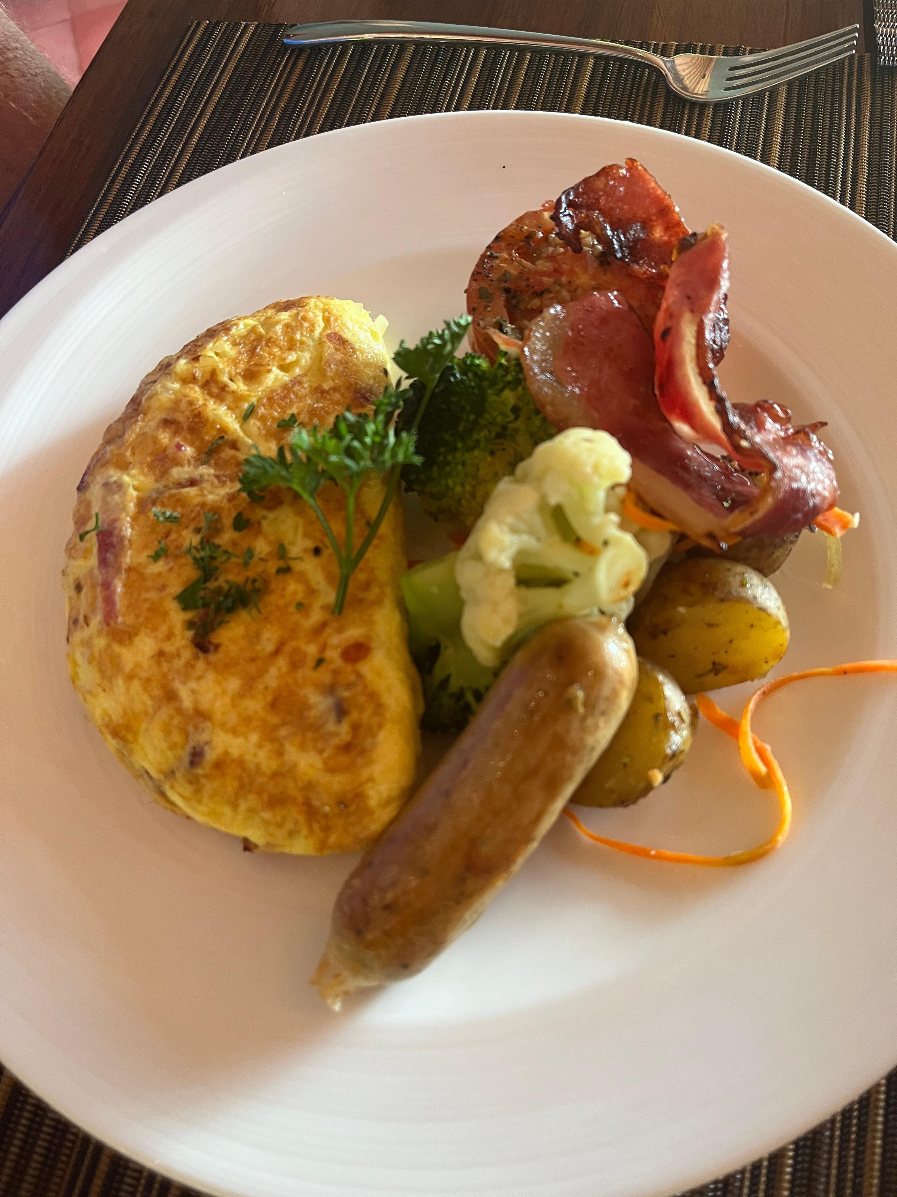 Omelette and sausage 