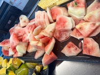 Poor quality fruits. Everything was either sour or tasteless.