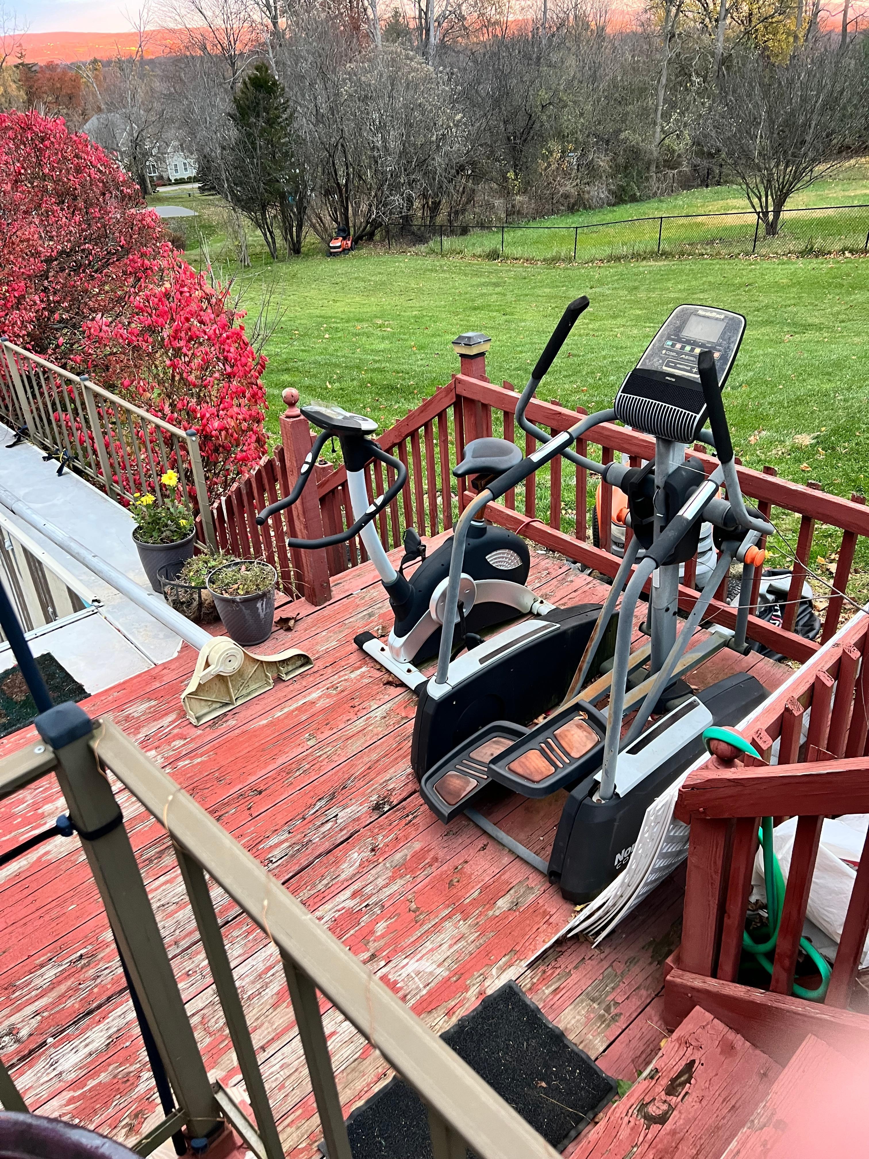 On the way to entrance, rusted old gym & yard equipment
