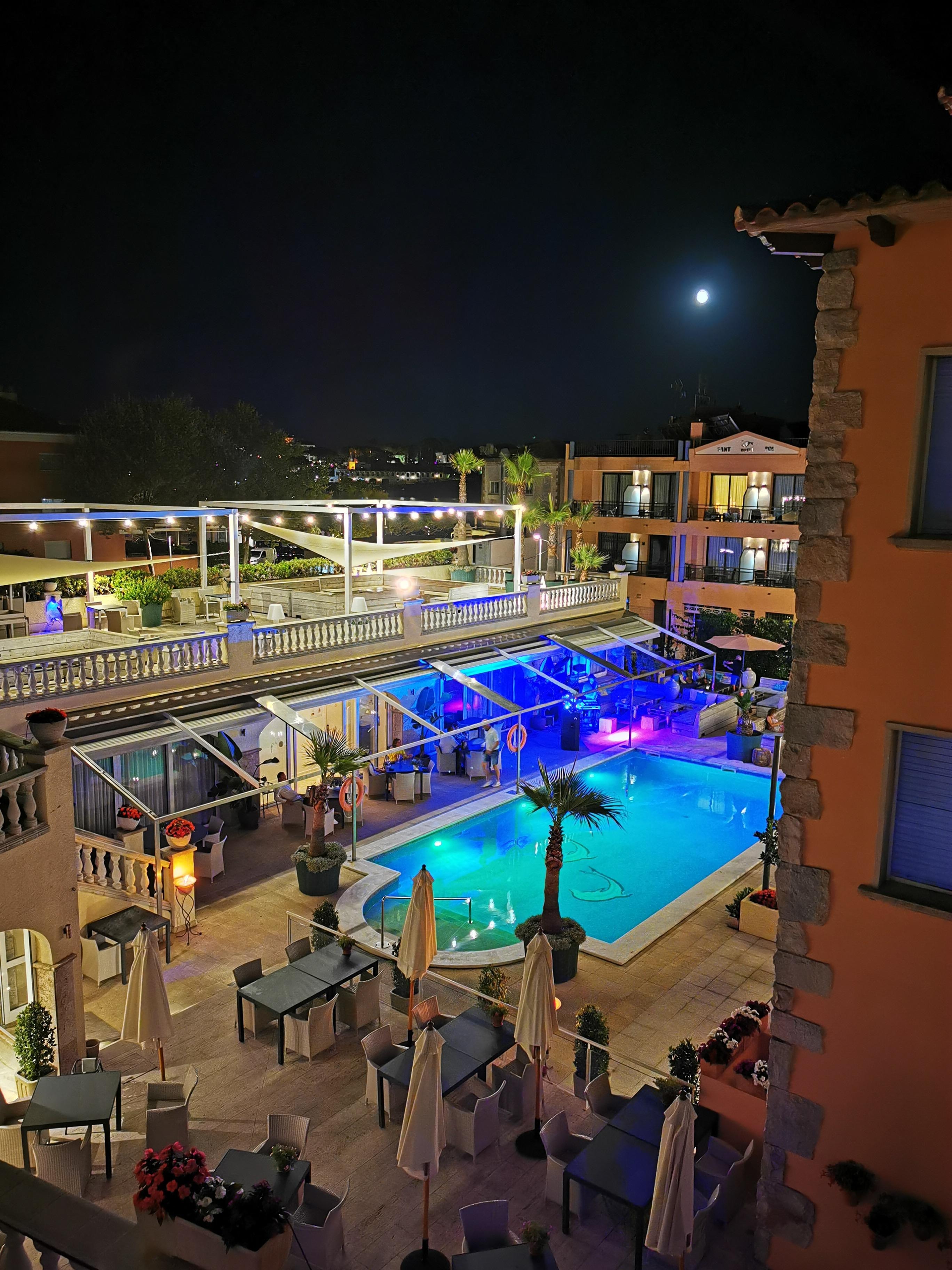 Piscina.