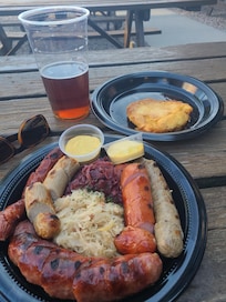 The combo plate at Rathskellar