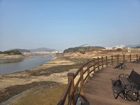 주변 호반데크입니다