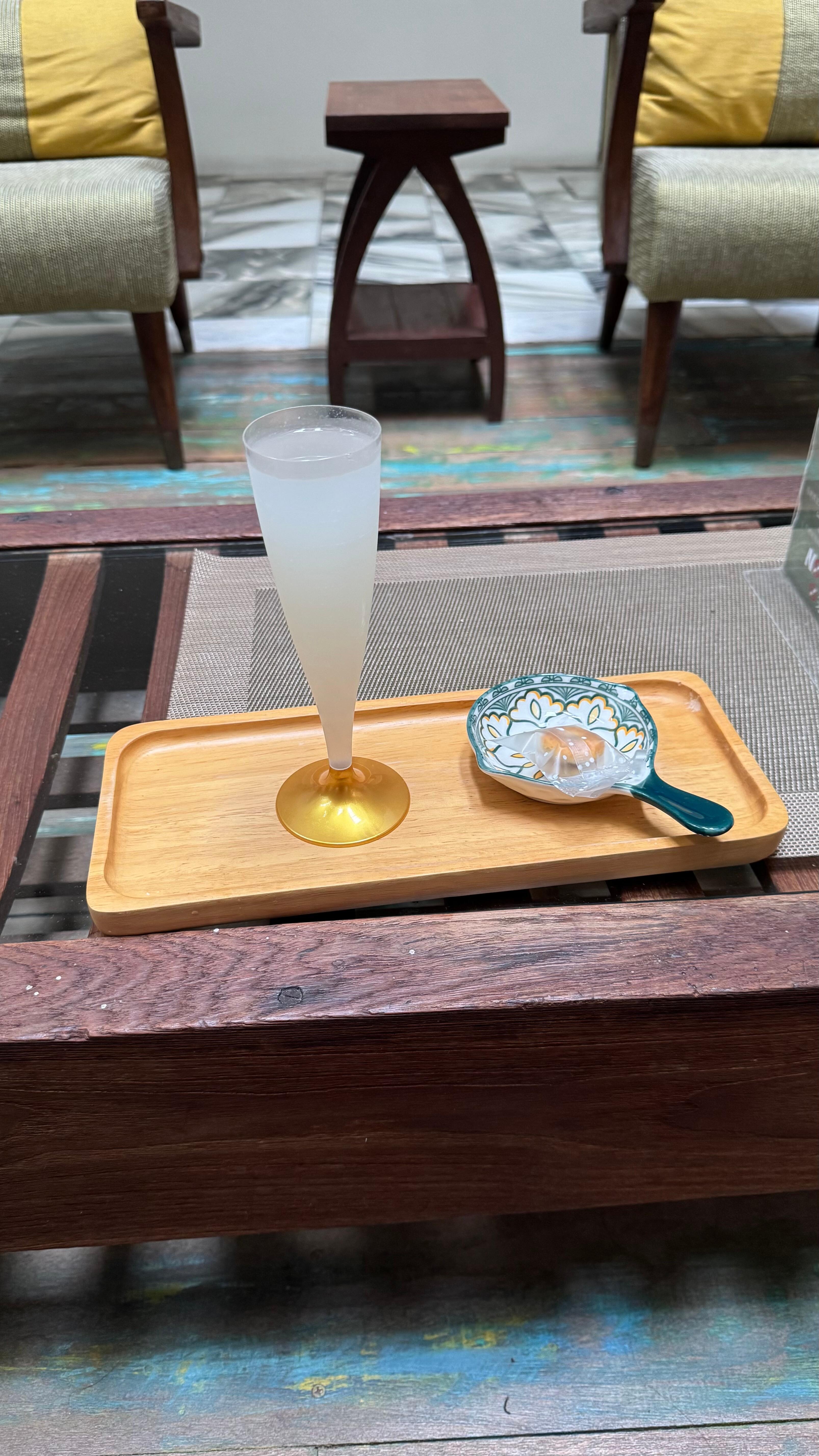 Welcome drink and snacks