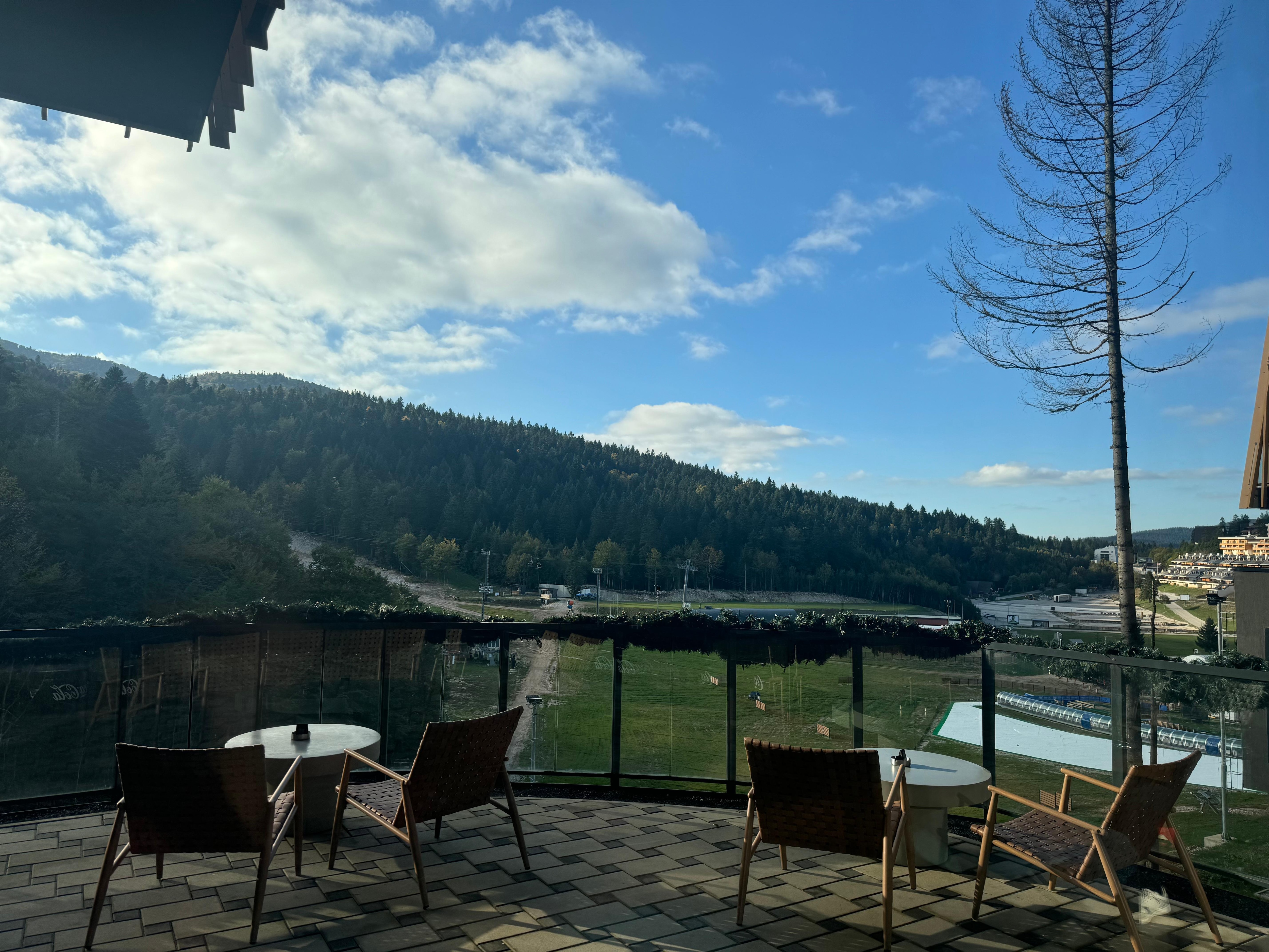 Restaurant balcony