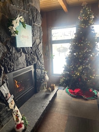 This is the little lobby area!