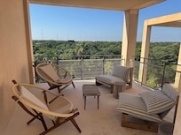 roof top shaded seating