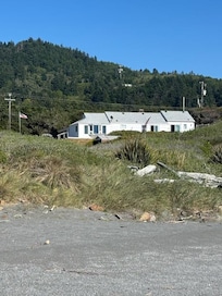 The house from the beach