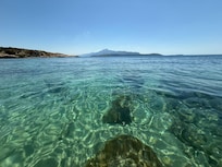 beautiful clear water sea view , shallow 20m out