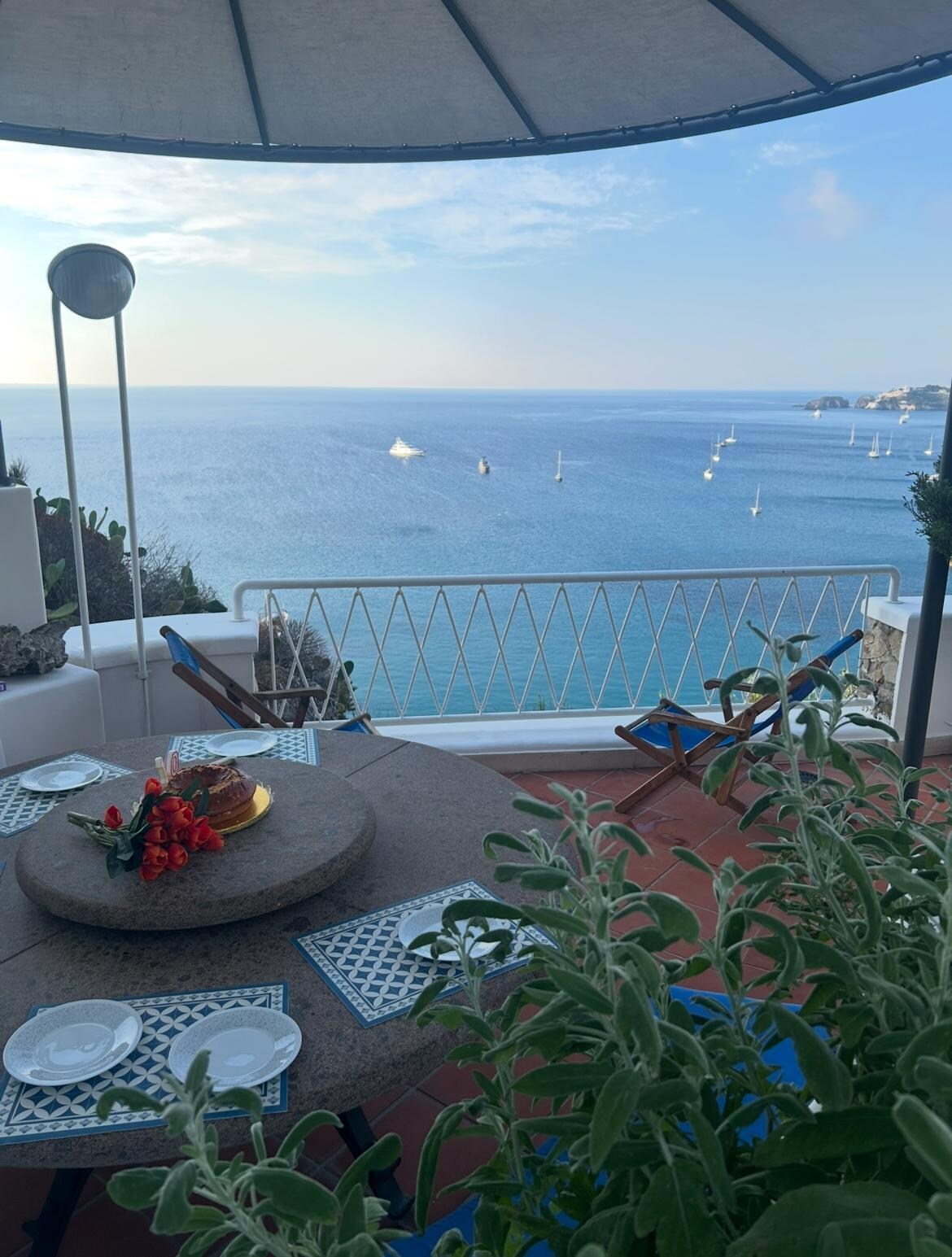 Alfresco dining looking over Ponza.