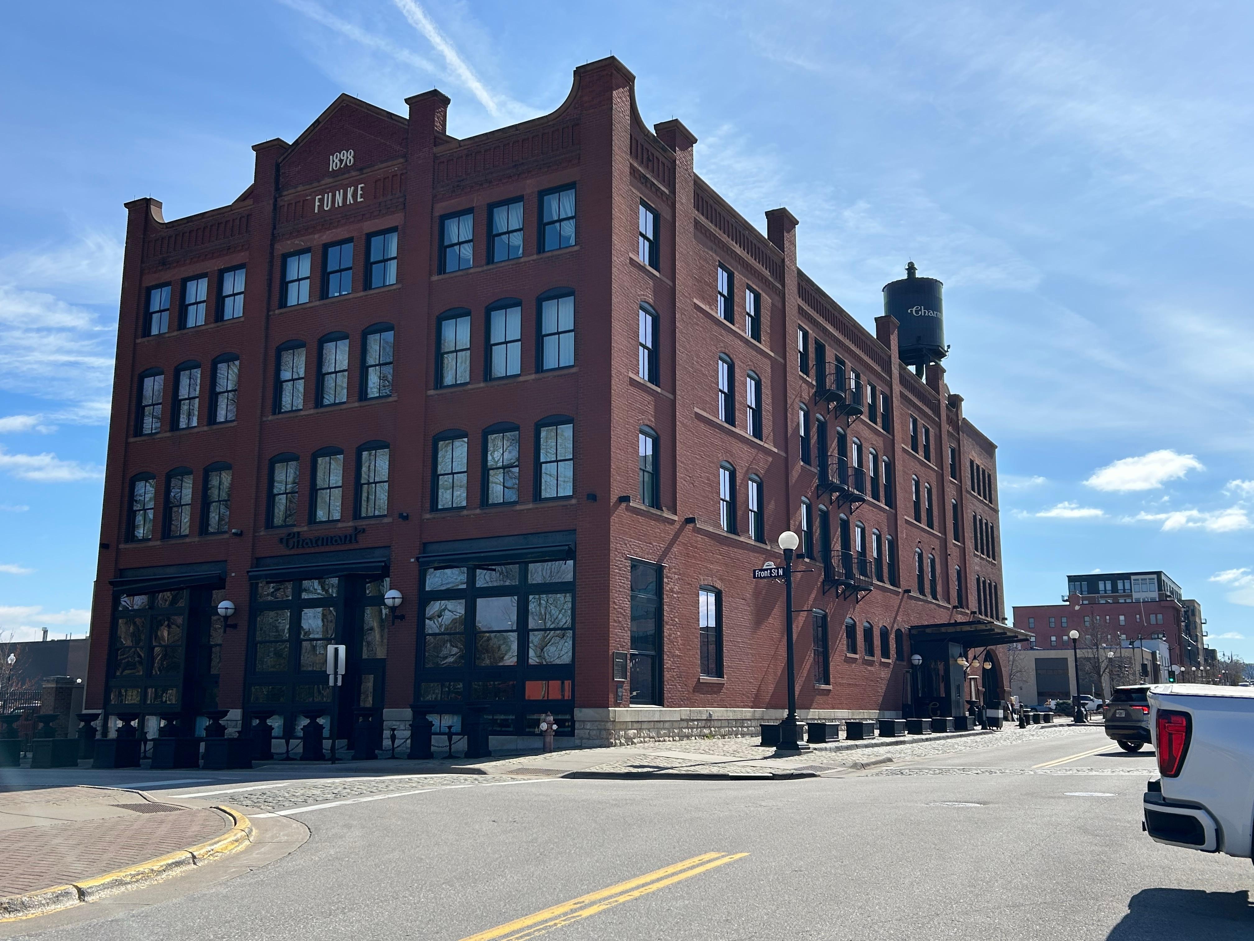 Hotel front facing the river. 